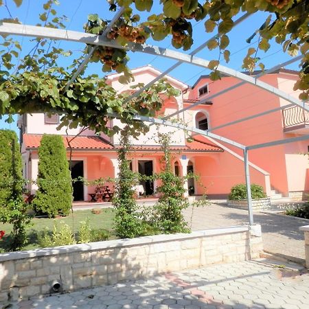 Apartment Complex Silva Rovinj Eksteriør bilde