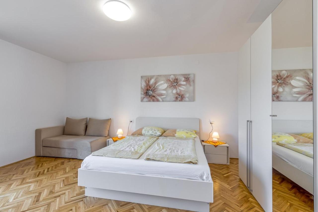 Apartment Complex Silva Rovinj Eksteriør bilde