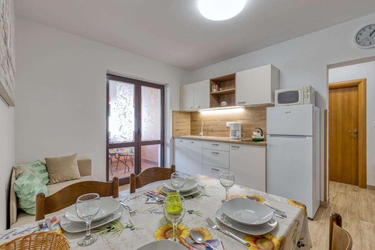 Apartment Complex Silva Rovinj Eksteriør bilde